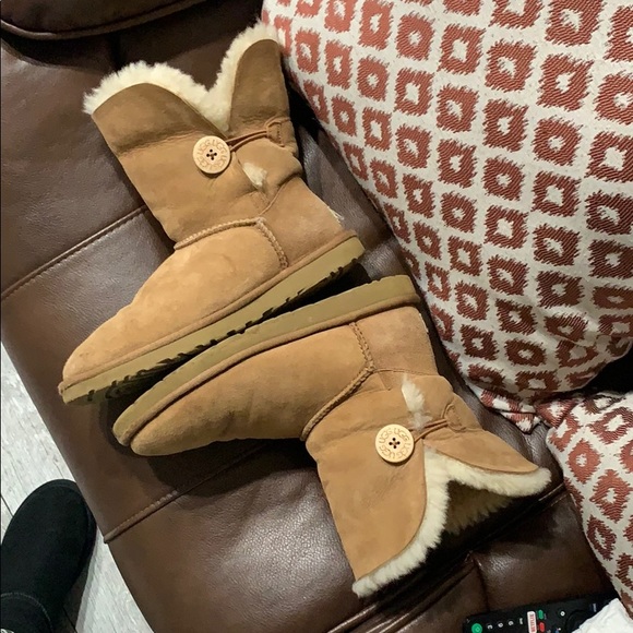 Authentic Ugg’s with Button - Picture 9 of 10